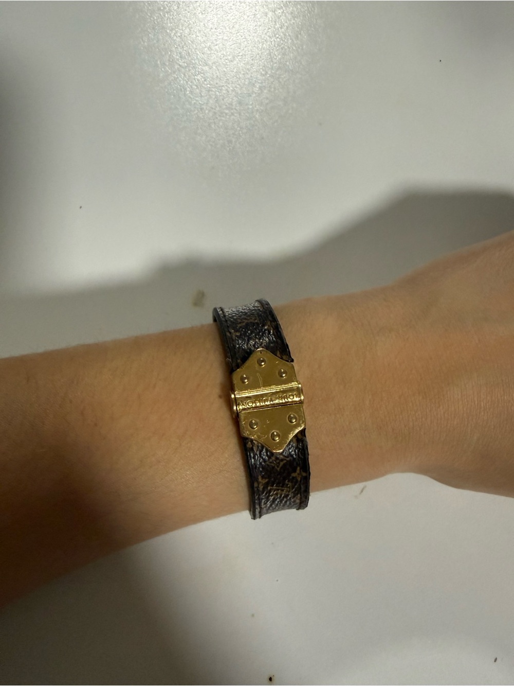 Louis Vuitton Brown Monogram Leather Bracelet with Gold-tone Clasp - Picture 2 of 4